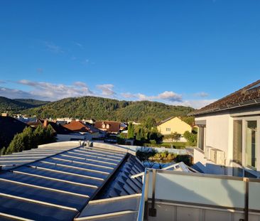 HELLE OBERGESCHOSSWOHNUNG MIT TERRASSE UND ÜBERDACHTEM PARKPLATZ - Foto 3