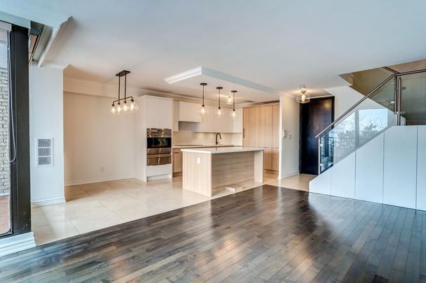 For Lease - 33 Harbour Square Unit# 512, Toronto, Ontario - Photo 1