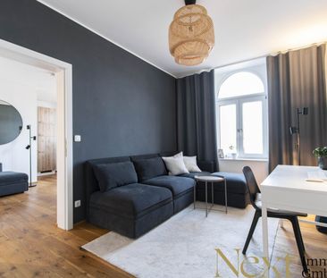 Stilvoll eingerichtete 2-Zimmer-Wohnung mit Balkon am Taubenmarkt a... - Photo 2