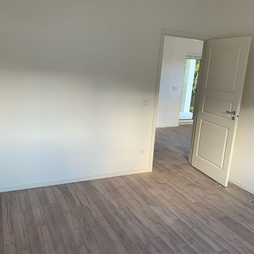 Tomtbergavägen, Norsborg - Photo 1