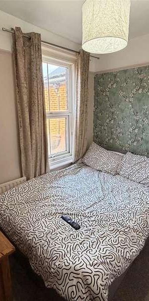 St Edmund's Rd, Southampton, SO16 - Photo 1