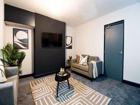 1 bedroom in a house share to rent - Photo 3