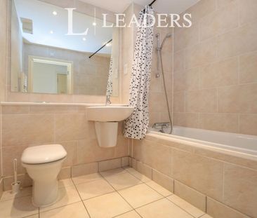 2 bedroom apartment to rent Galleon Place, Weevil Lane, Gosport, PO12 - Photo 5