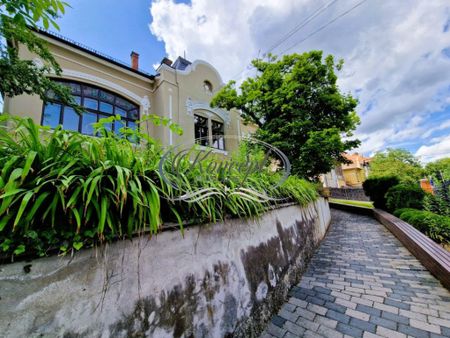 Casa exclusivista pentru birouri - Fotografie 2