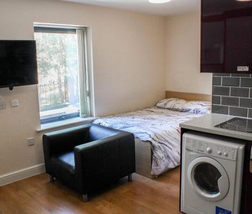 Studio to rent - Photo 4