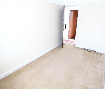 3 bedroom bungalow to rent - Photo 6