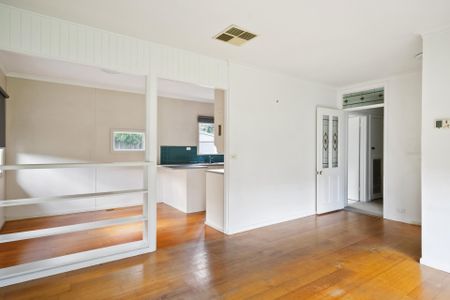 6 Grove Street, Eltham - Photo 4