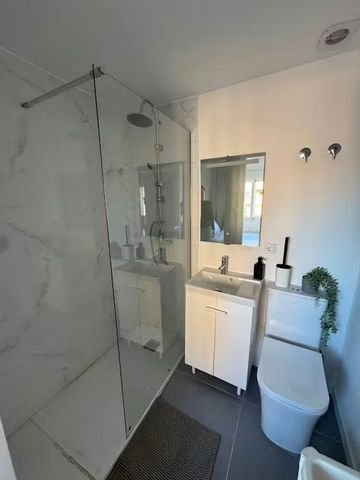 Avinguda dAusiàs March, Alaquàs, Valencian Community 46970 - Photo 3