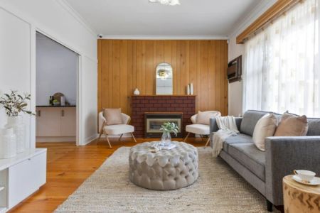 Spacious Family Home with Flexible Living Options - Apply Via Tenant Options - Photo 3