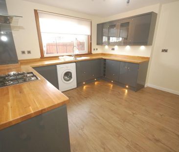 3 bedroom terraced house to rent - Photo 1
