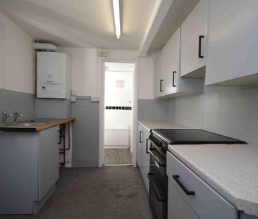 3 bedroom terraced house to rent - Photo 6