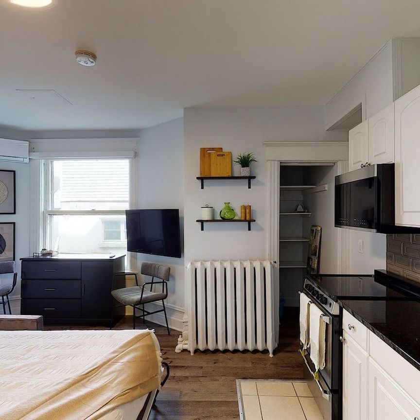 360 Friel - All Inclusive living in Sandy Hill - Photo 1