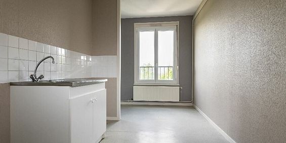 Appartement – Type 4 – 77m² – 337.92 € – AIGURANDE - Photo 3