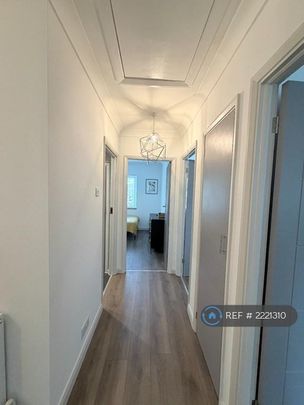 2 bedroom maisonette to rent - Photo 1