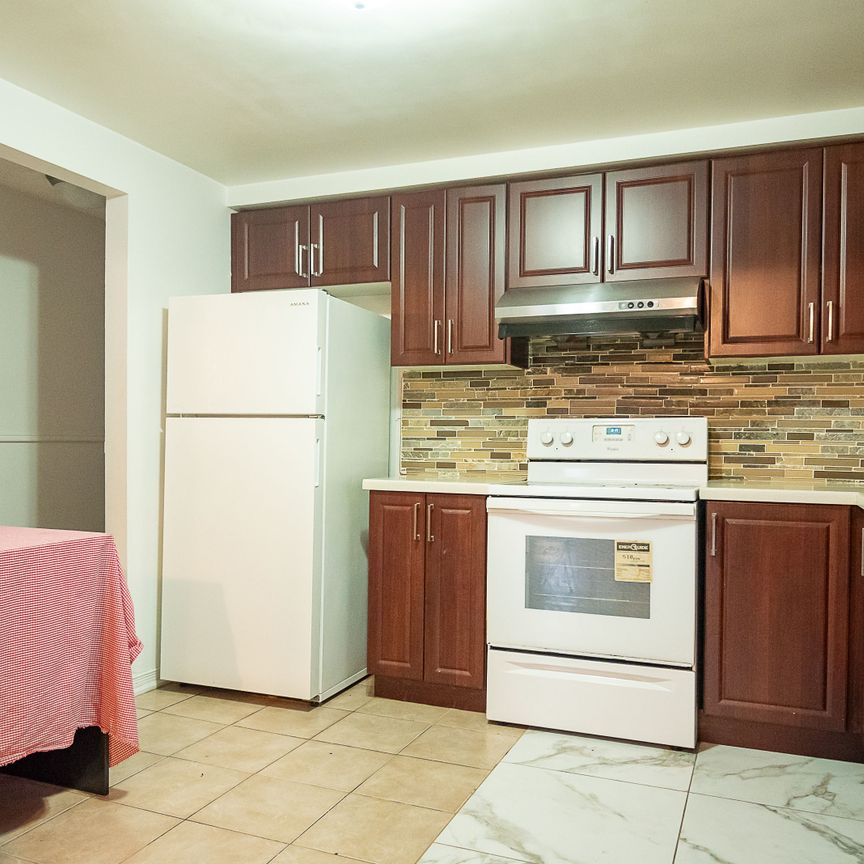 For Lease - 690 Elgin Street Unit# Main, Cambridge, Ontario - Photo 1