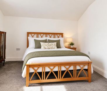 3 bedroom property to rent - Photo 2