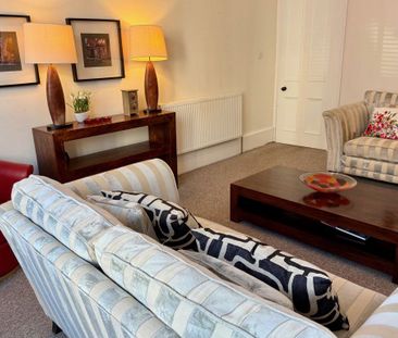 2 Bed Flat - Photo 1