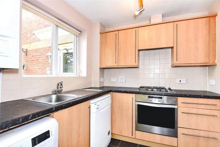 2 bedroom apartment to rent - Photo 5