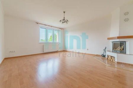 Pronájem mezonetového bytu 4+1[118 m - Fotografie 4