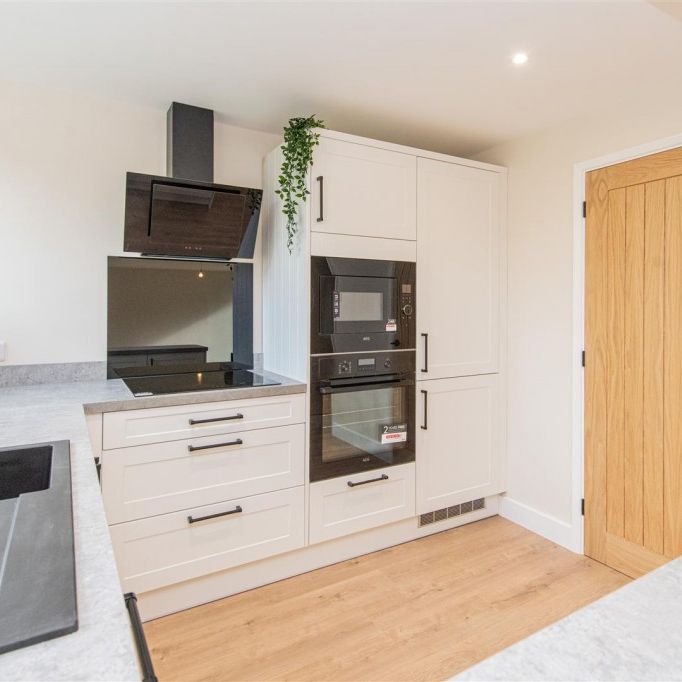 3 bed House To Let - Photo 1