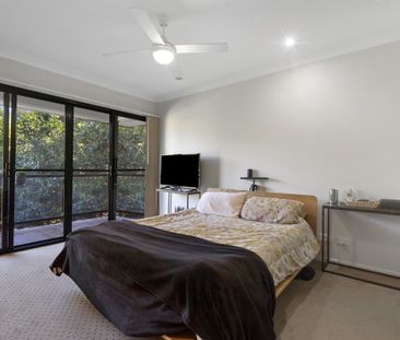 Modern Low-Maintenance Townhouse in Oxenford - Photo 5