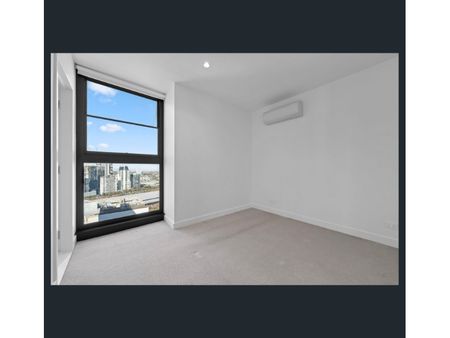 2705/628 Flinders Street, DOCKLANDS - Photo 3