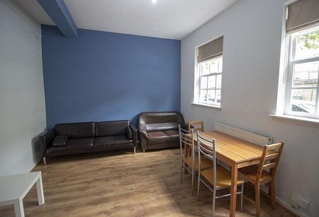 6 bedroom townhouse to rent - Photo 4