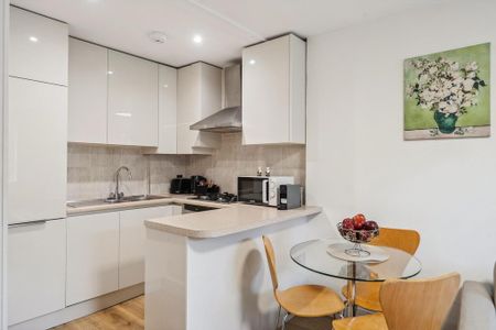 1 bedroom flat to rent - Photo 2