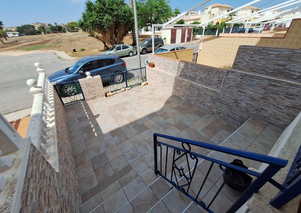 Ref. 7348 Two-bedroom bungalow in the Orihuela Costa area