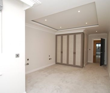 Wellington Court, 66 Penn Road, Beaconsfield,HP9 - Photo 5