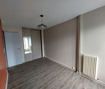 Location Appartement 3 pièces 79m² - Photo 5