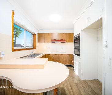 A Convenient Address in a Prime Location - Photo 6