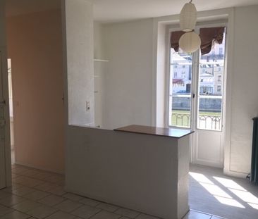 Appartement - 3 pièces - 49,56 m² - Laval - Photo 1