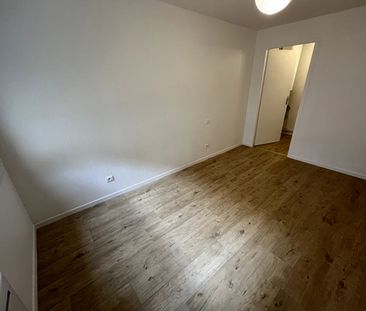 Location Appartement 2 pièces 40m² - Photo 2