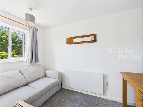 Suffield Close, Long Stratton, NR15 - Photo 1