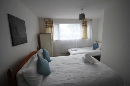 3 bedroom house to rent - Photo 3