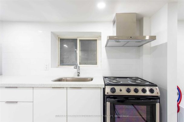 For Lease - 138 Booth Avenue Unit# Lower Fl, Toronto, Ontario - Photo 1