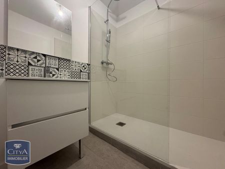 Location Appartement 3 pièces 78m² LYON 3ème - Photo 5