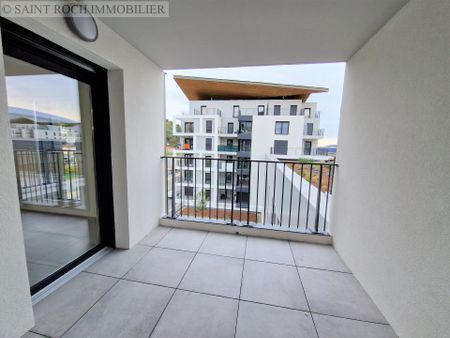 Location Appartement 2 pièces 40m² NICE 06000 - Photo 2