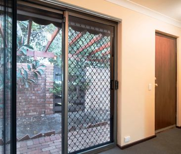 CUTE & COSY - Photo 2