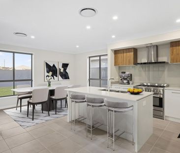 Located in the sought-after Ascot Grove Estate - Photo 4