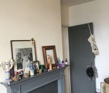 1 Bed Flat, Camberwell Green, SE5 - Photo 2