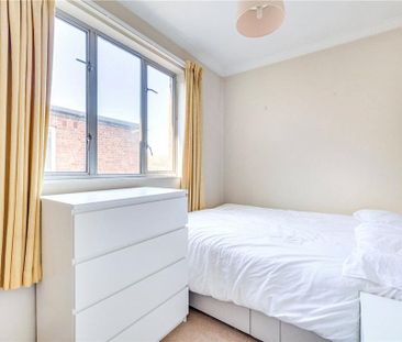 3 bedroom apartment to rent - Photo 2