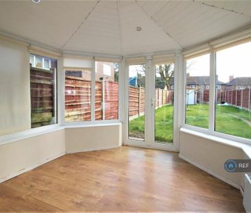 3 bedroom terraced house to rent - Photo 5