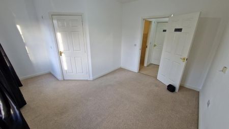 4 bedroom townhouse to rent - Photo 3