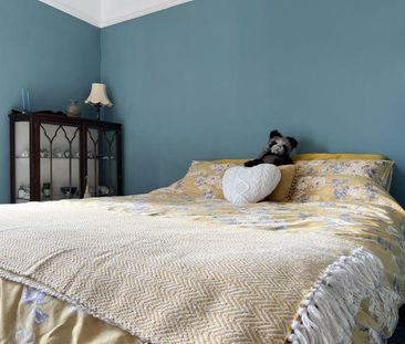 3 bedroom property to rent - Photo 1