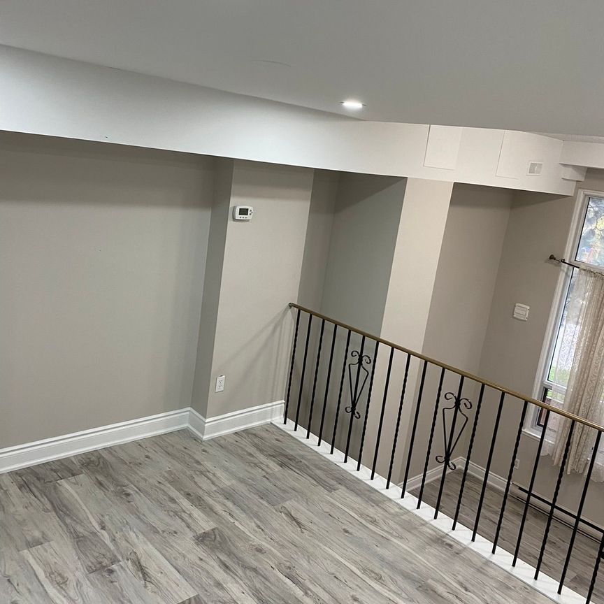 For Lease - 180 Mississauga Valley Boulevard Unit# 4, Mississauga, Ontario - Photo 1