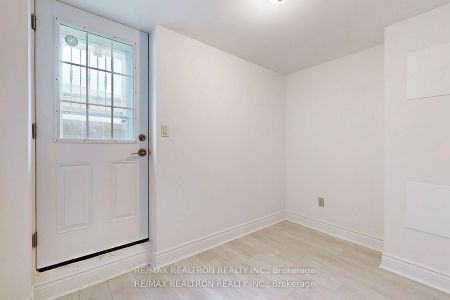 For Lease - 75 Millard Avenue Unit# Basement, Newmarket, Ontario - Photo 3