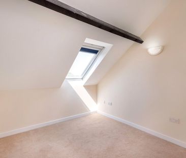3 bedroom apartment to rent - Photo 4