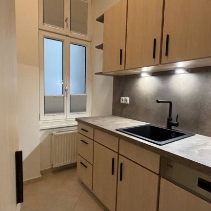 Absolut ruhige 2 Zimmer Wohnung in genialer Lage | ZELLMANN IMMOBILIEN - Photo 1